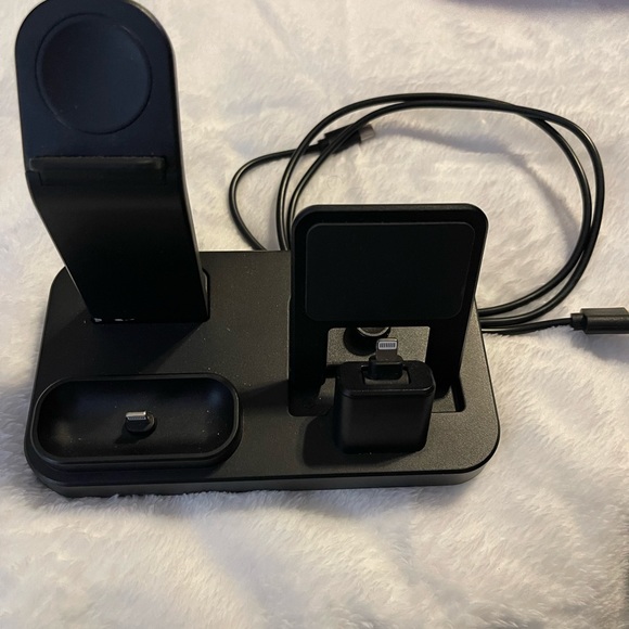 iPhone/AirPods/Apple Watch Charging Trio - Picture 2 of 2